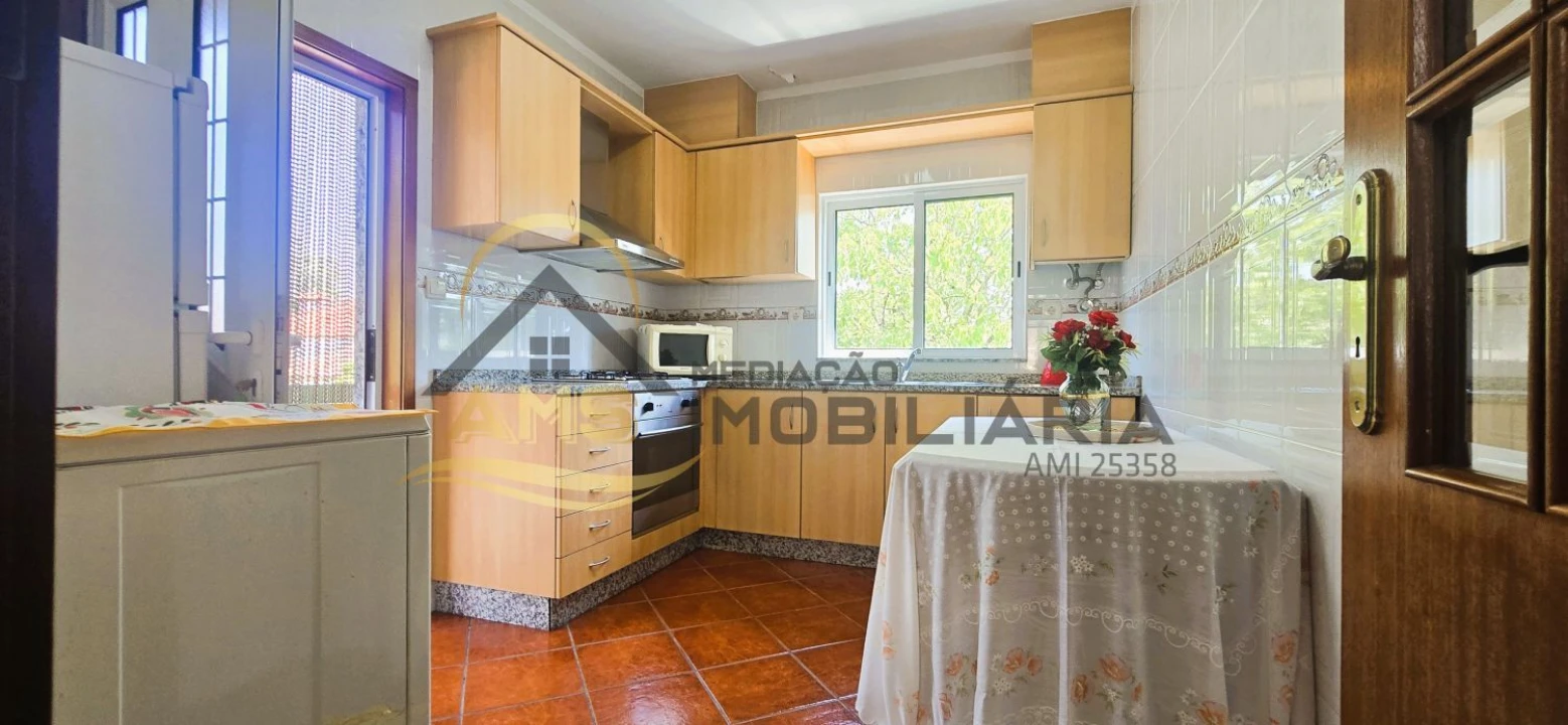 Moradia T8 para Venda em Fornelos Foto 47