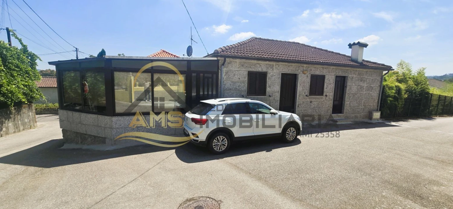 Moradia T8 para Venda em Fornelos Foto 16