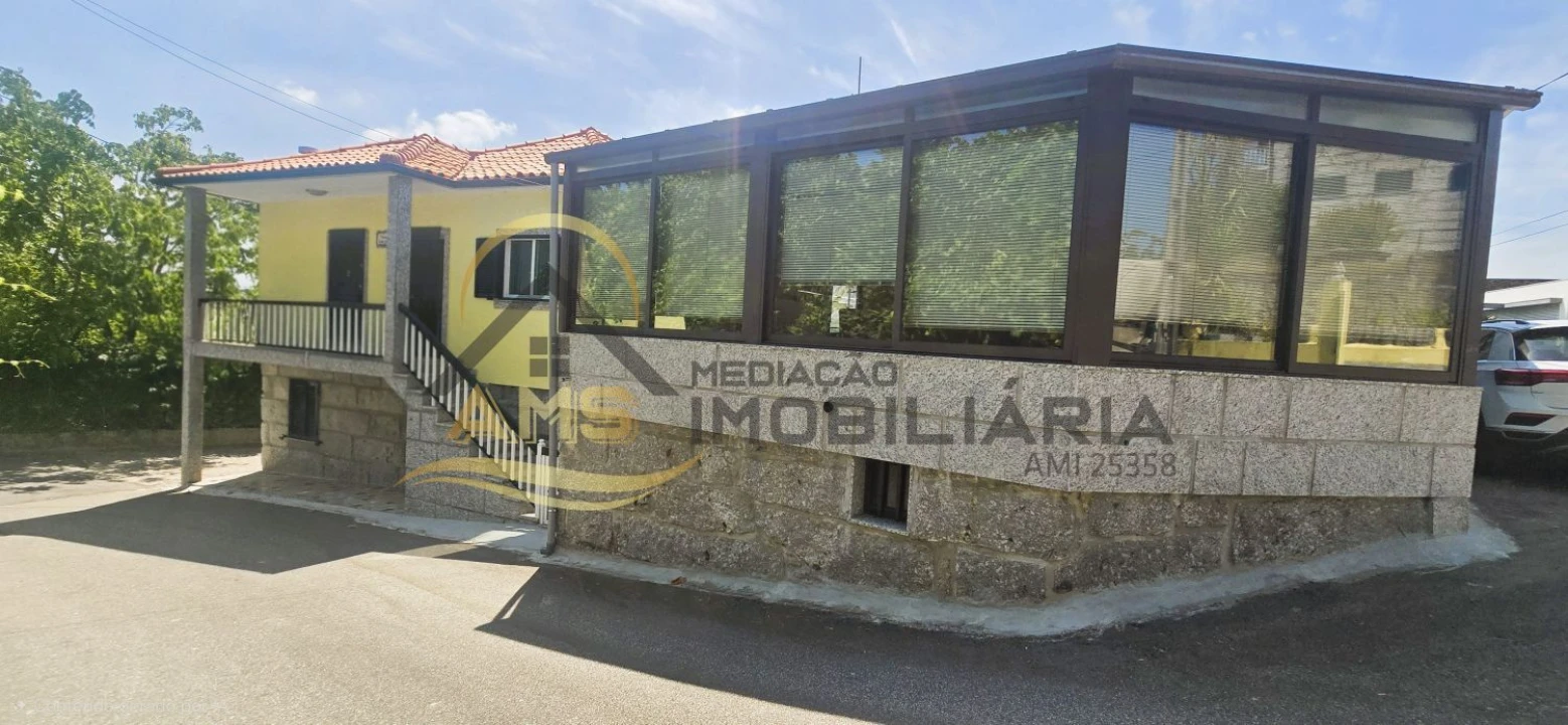 Moradia T8 para Venda em Fornelos Foto 8