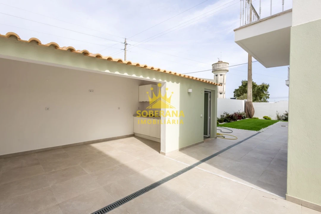 Moradia T5 para Venda em Alpiarça Foto 36
