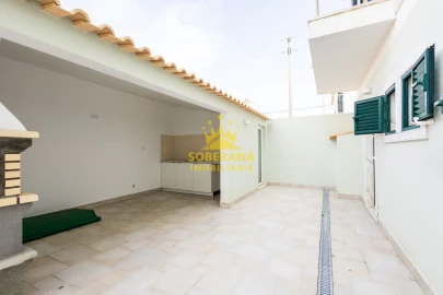 Moradia T5 para Venda em Alpiarça