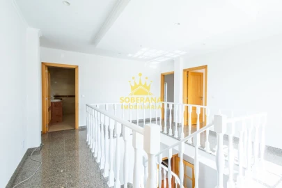 Moradia T5 para Venda em Alpiarça