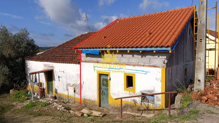 Moradia T1 para Venda em Madalena e Beselga Foto 6
