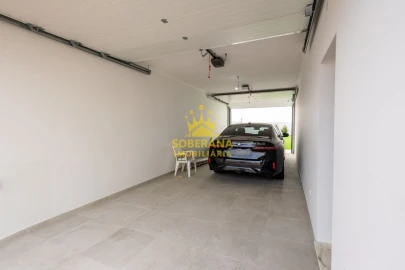 Moradia T5 para Venda em Alpiarça
