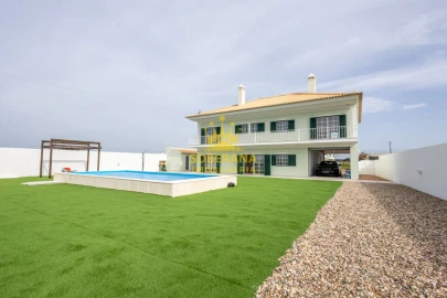 Moradia T5 para Venda em Alpiarça