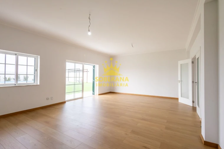 Moradia T5 para Venda em Alpiarça Foto 7