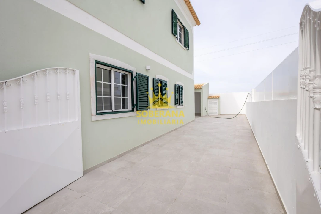 Moradia T5 para Venda em Alpiarça Foto 42