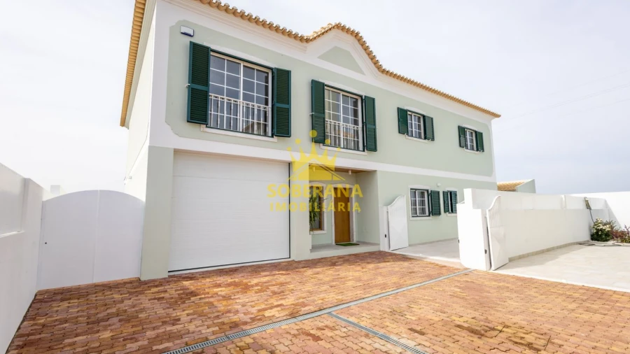Moradia T5 para Venda em Alpiarça