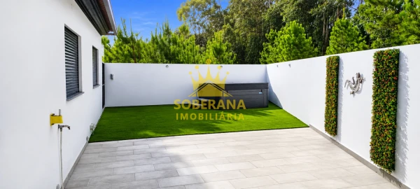 Moradia T4 para Venda em Souto da Carpalhosa e Ortigosa