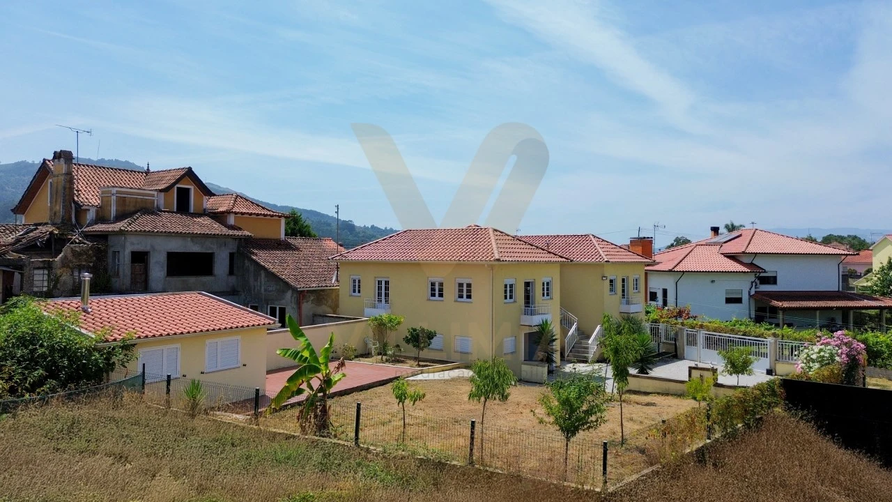 Moradia T5 para Venda em Gandra Foto 3