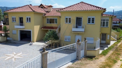 Moradia T5 para Venda em Gandra