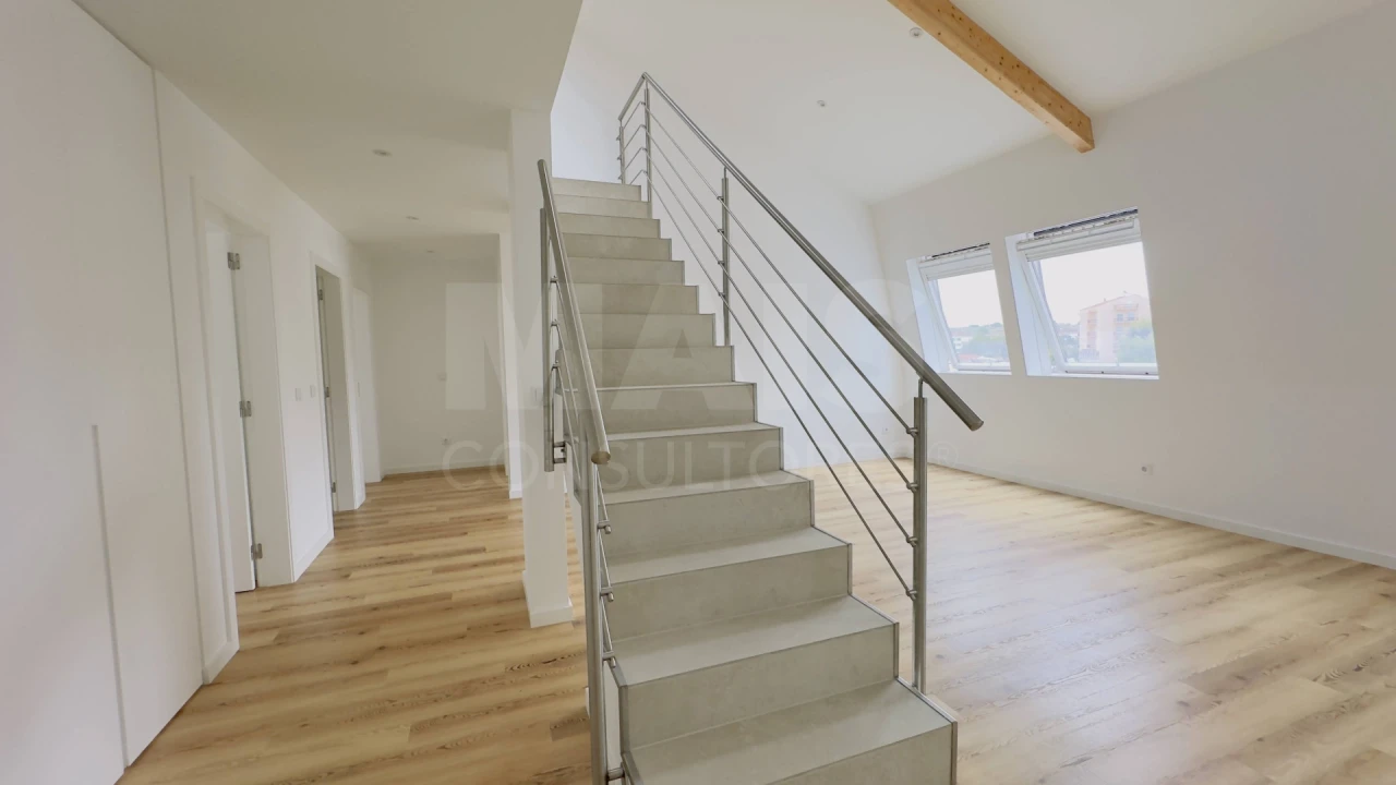 Apartamento T4 para Arrendamento em Lourinhã e Atalaia Foto 12