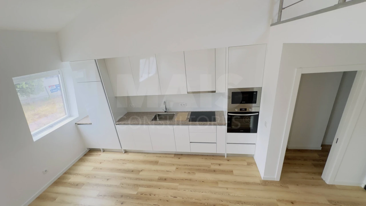 Apartamento T4 para Arrendamento em Lourinhã e Atalaia Foto 8