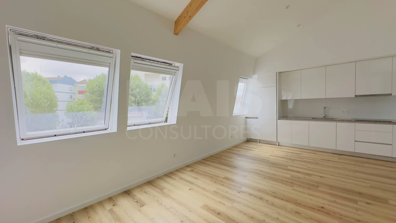 Apartamento T4 para Arrendamento em Lourinhã e Atalaia Foto 2