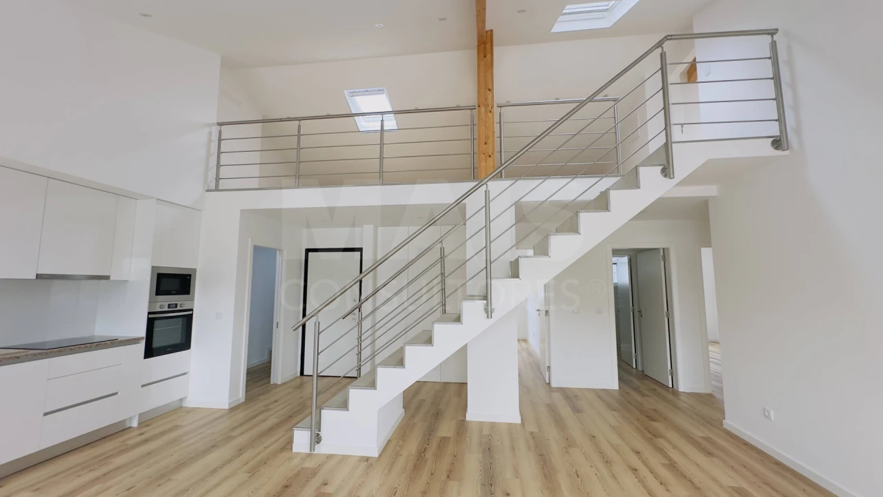 Apartamento T4 para Arrendamento em Lourinhã e Atalaia Foto 1