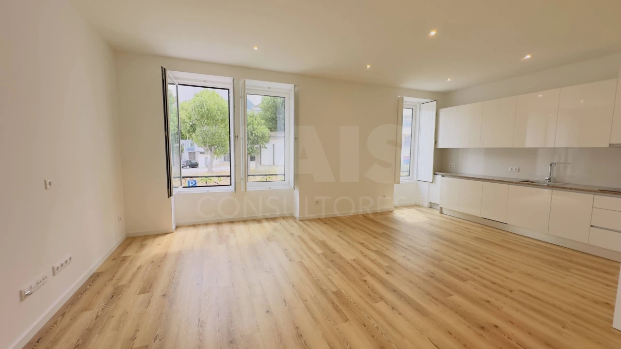 Apartamento T3 para Arrendamento em Lourinhã e Atalaia Foto 1