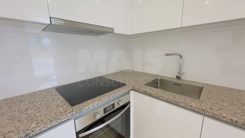 Apartamento T1 para Arrendamento em Lourinhã e Atalaia