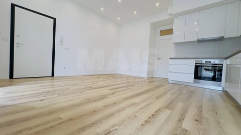 Apartamento T1 para Arrendamento em Lourinhã e Atalaia