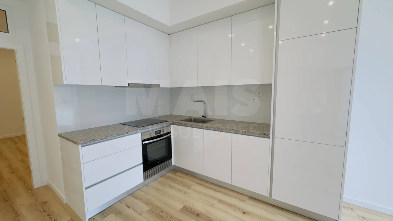 Apartamento T1 para Arrendamento em Lourinhã e Atalaia Foto 5