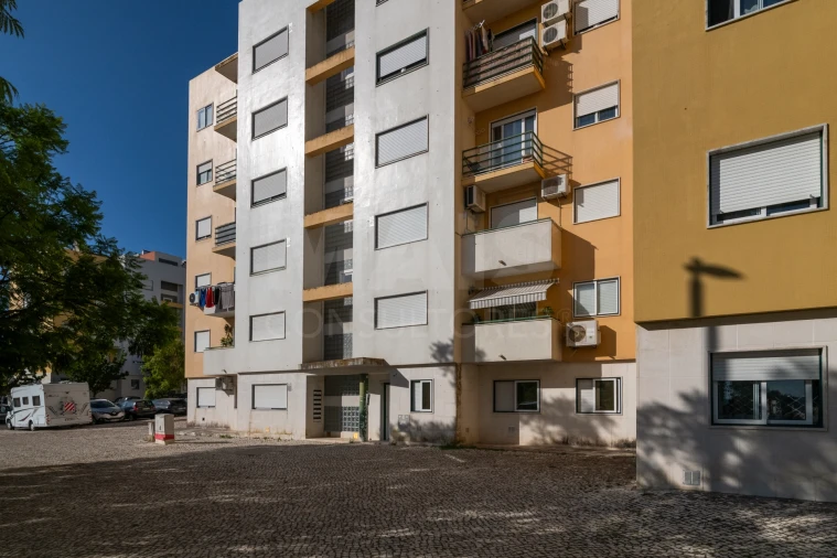 Apartamento T3 para Venda em Santo Antonio da Charneca Foto 9
