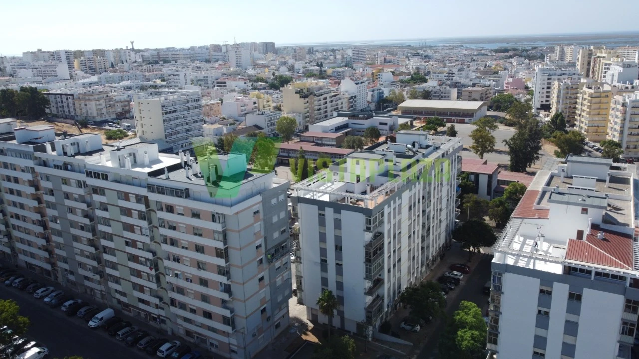 Apartamento T2 para Venda em Faro (Sé e São Pedro) Foto 8