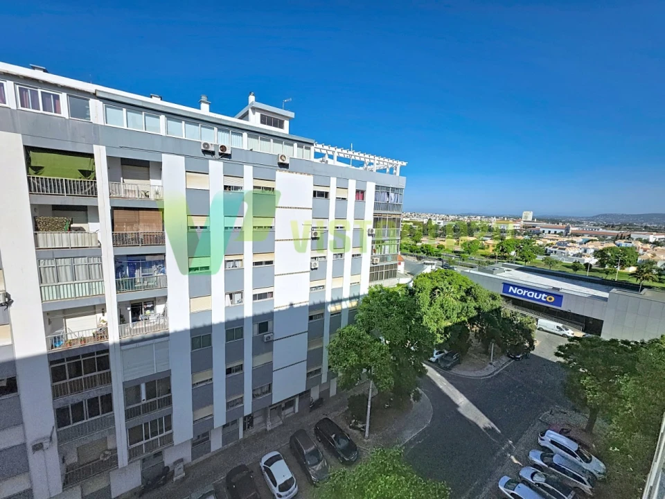 Apartamento T2 para Venda em Faro (Sé e São Pedro) Foto 4