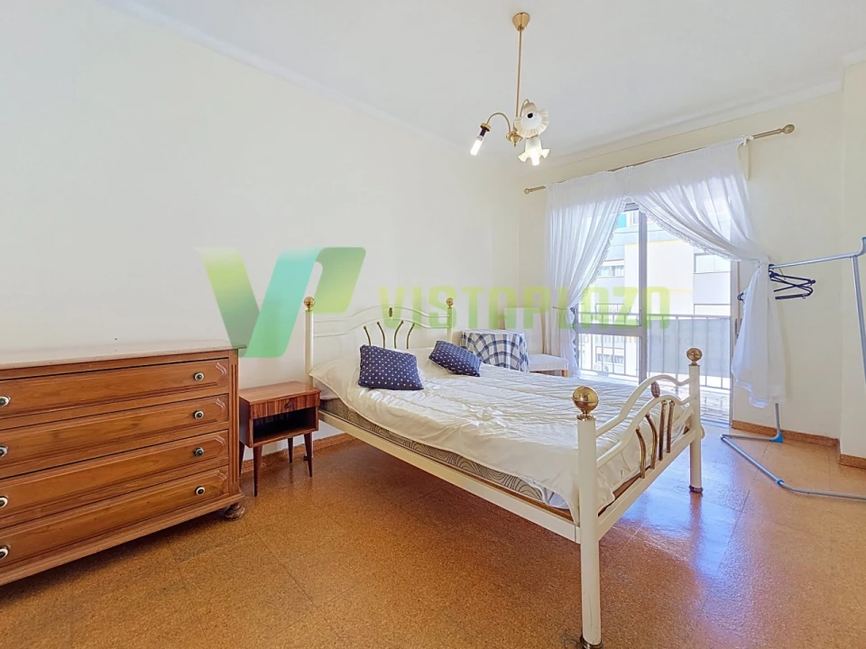 Apartamento T2 para Venda em Faro (Sé e São Pedro) Foto 17