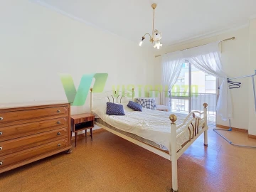 Apartamento T2 para Venda em Faro (Sé e São Pedro)
