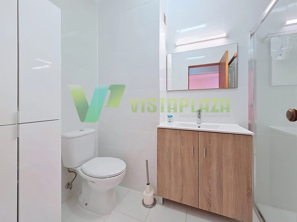 Apartamento T1 para Venda em Portimão Foto 5