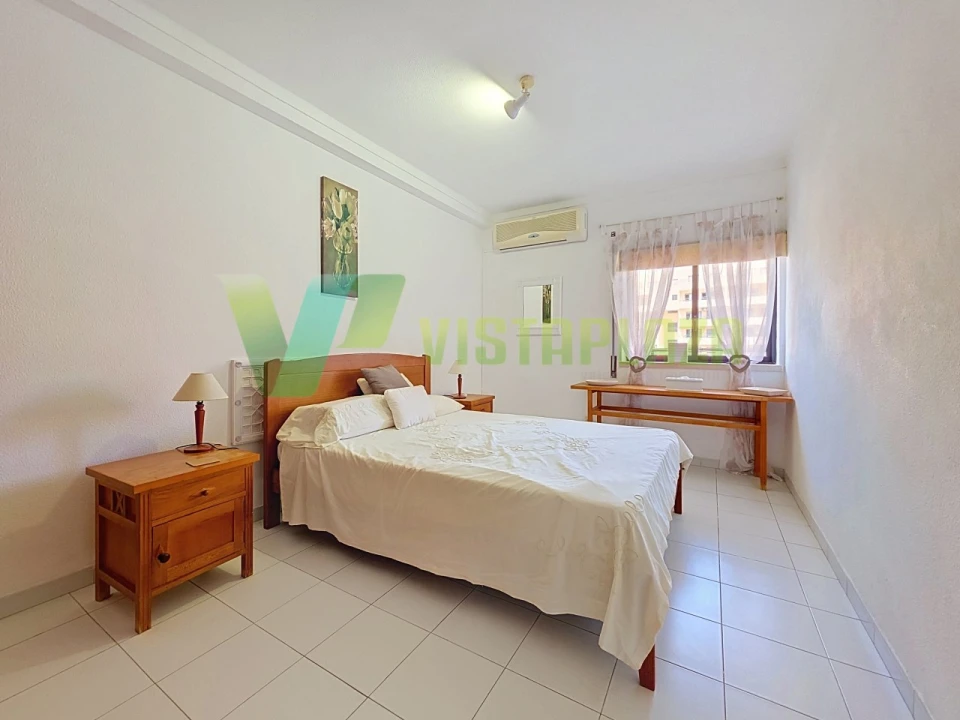 Apartamento T1 para Venda em Portimão Foto 7