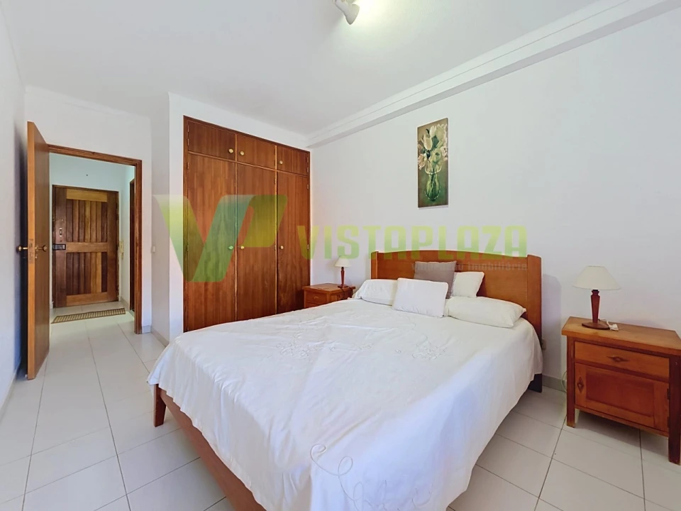 Apartamento T1 para Venda em Portimão Foto 8
