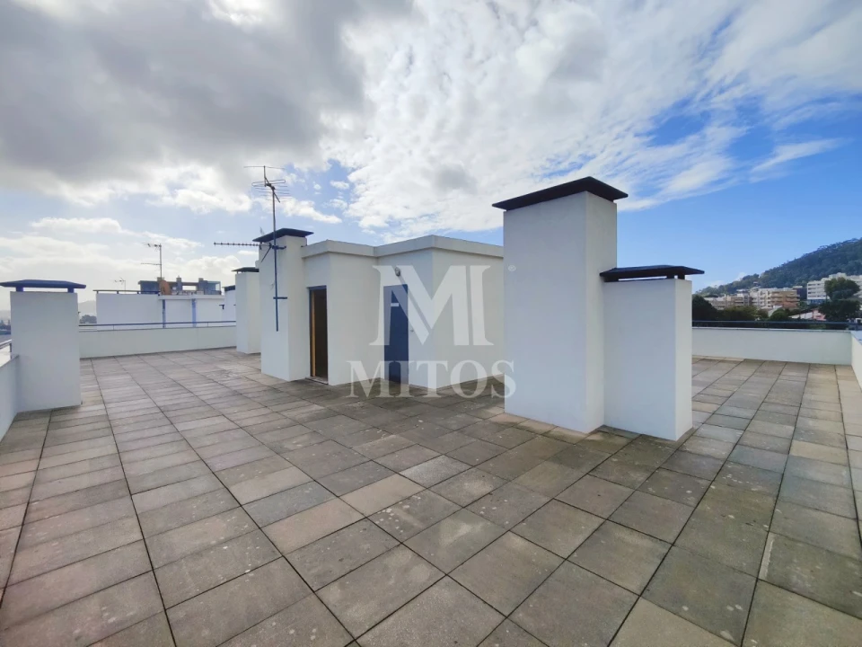 Apartamento T3 para Arrendamento em Santa Maria Maior e Monserrate e Meadela Foto 17