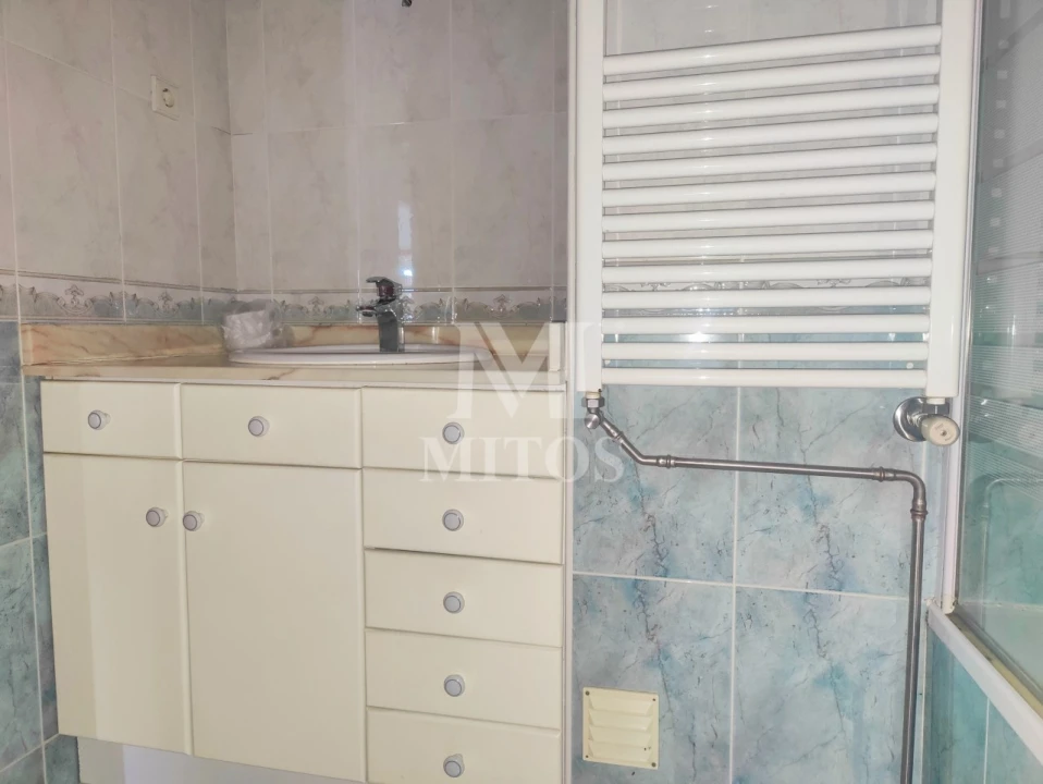Apartamento T3 para Arrendamento em Santa Maria Maior e Monserrate e Meadela Foto 11