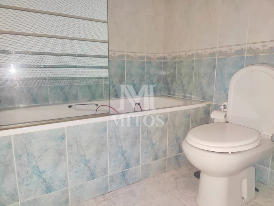 Apartamento T3 para Arrendamento em Santa Maria Maior e Monserrate e Meadela Foto 12