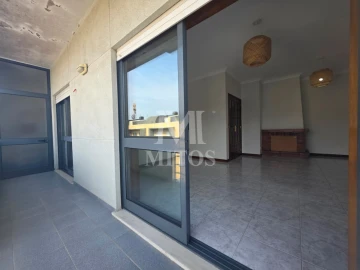 Apartamento T3 para Arrendamento em Santa Maria Maior e Monserrate e Meadela