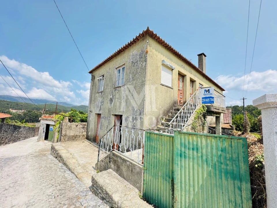 Moradia T3 para Venda em Santa Marta de Portuzelo Foto 3