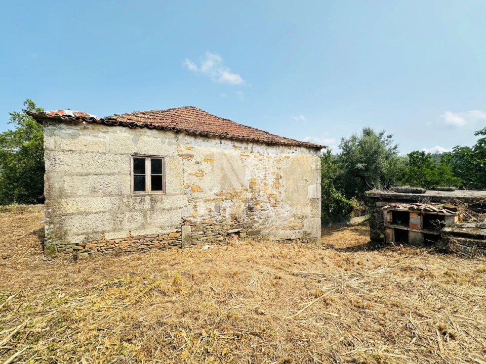 Moradia T3 para Venda em Santa Marta de Portuzelo Foto 8