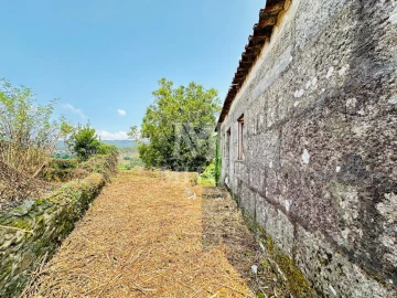 Moradia T3 para Venda em Santa Marta de Portuzelo