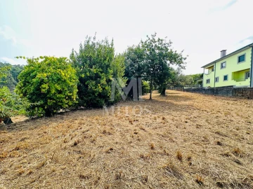 Moradia T3 para Venda em Santa Marta de Portuzelo