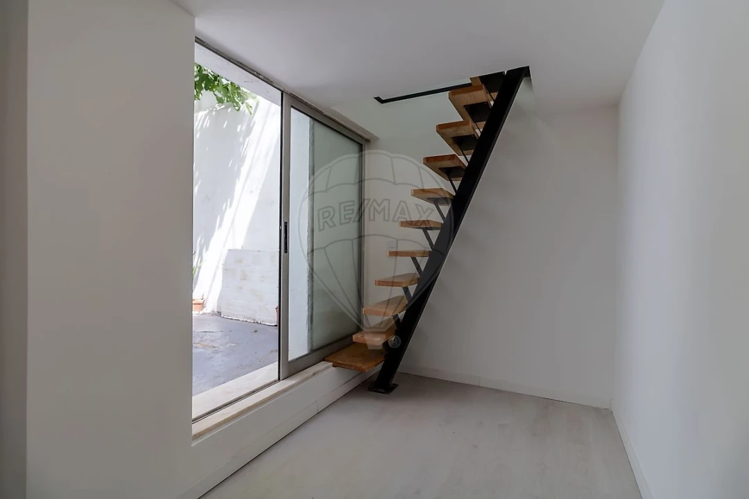 Apartamento T1 para Venda em Estrela Foto 4