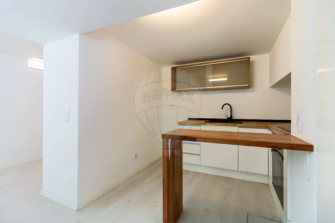 Apartamento T1 para Venda em Estrela Foto 7