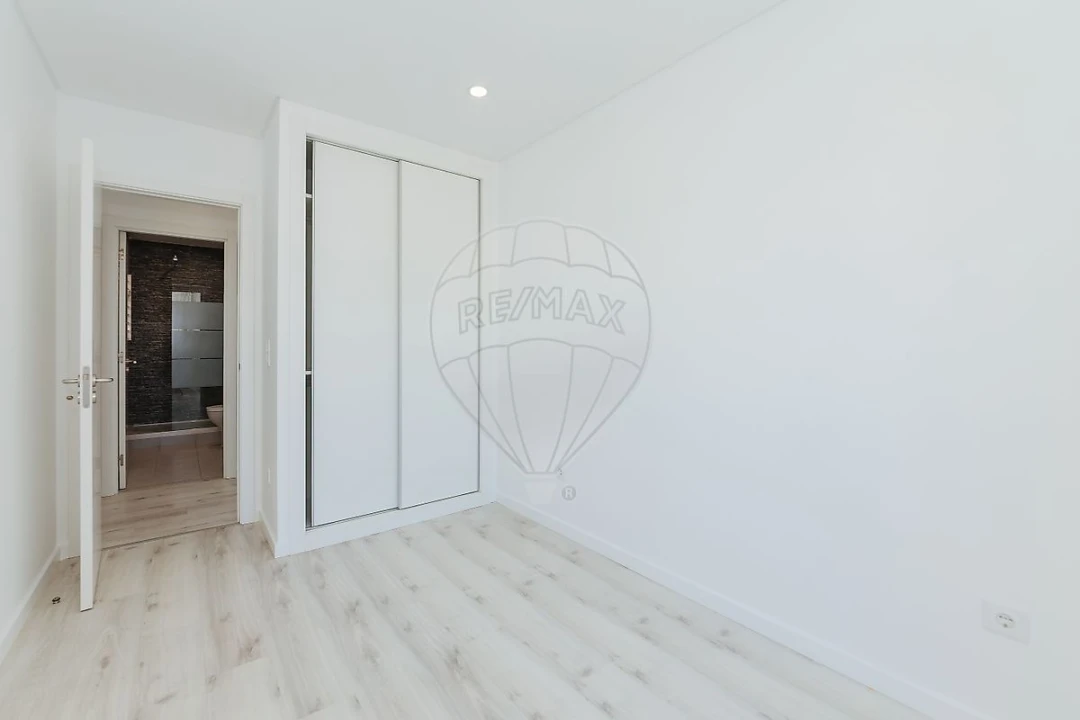 Apartamento T3 para Arrendamento em Olivais Foto 17