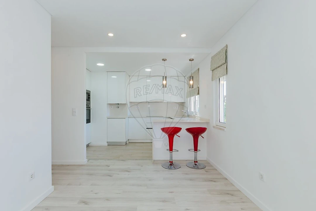Apartamento T3 para Arrendamento em Olivais Foto 33