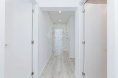 Apartamento T3 para Arrendamento em Olivais