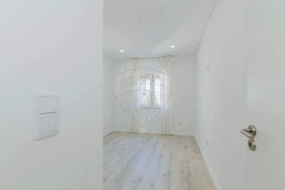 Apartamento T3 para Arrendamento em Olivais