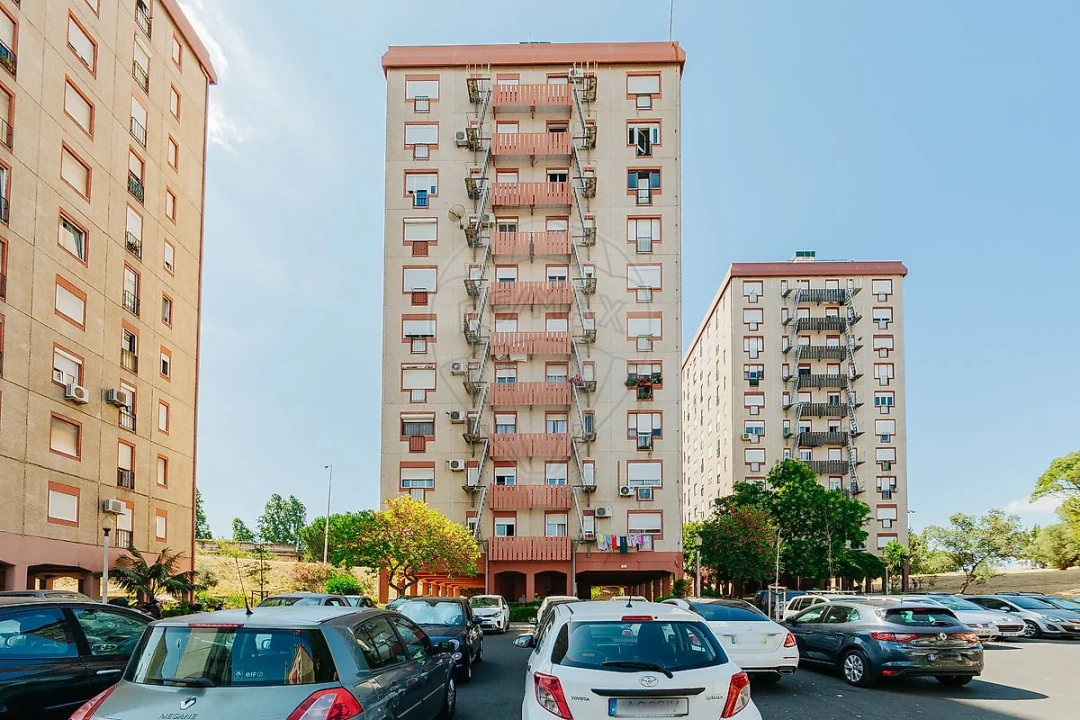 Apartamento T3 para Arrendamento em Olivais Foto 40