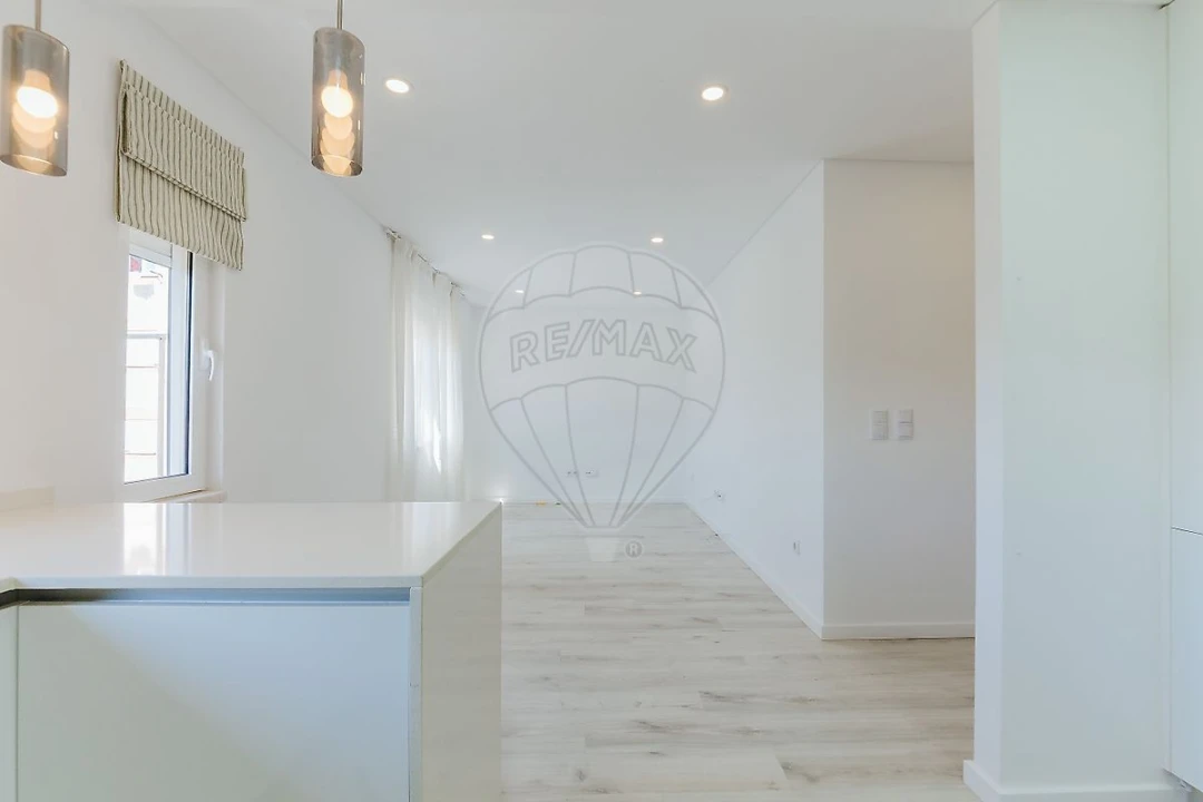 Apartamento T3 para Arrendamento em Olivais Foto 27