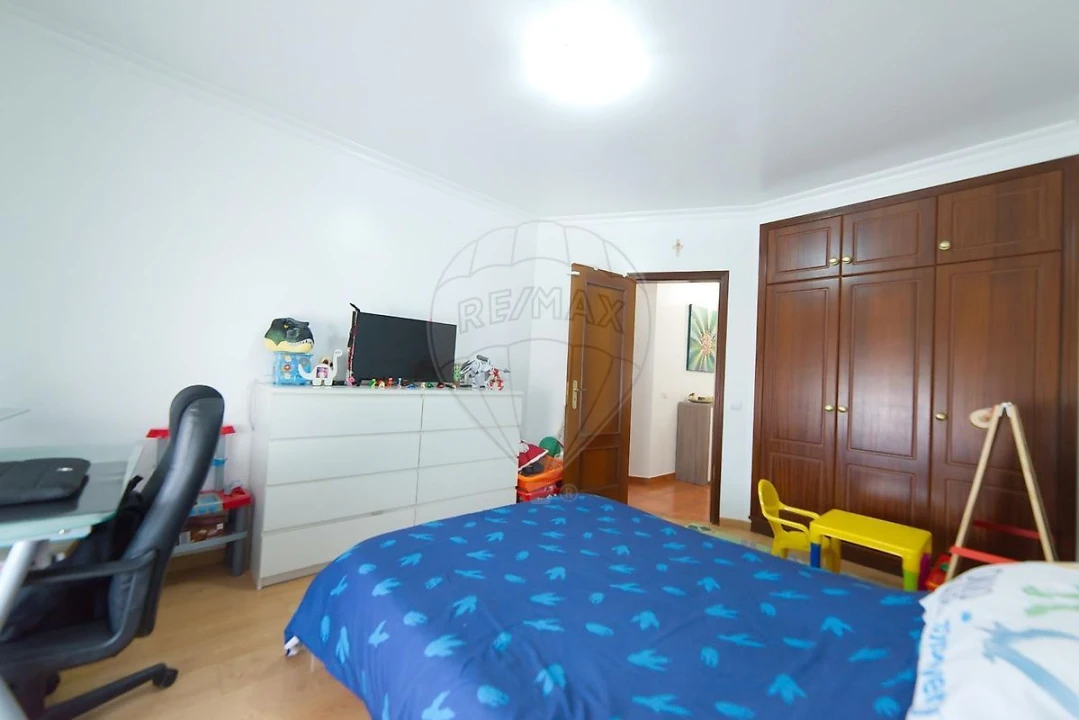 Apartamento T3 para Venda em Almeirim Foto 30