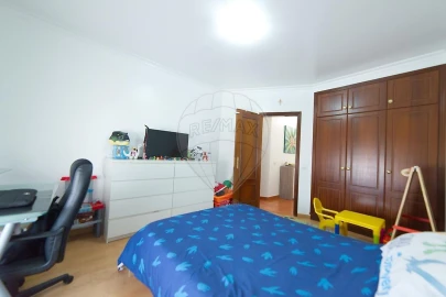 Apartamento T3 para Venda em Almeirim