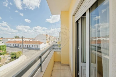 Apartamento T3 para Venda em Almeirim
